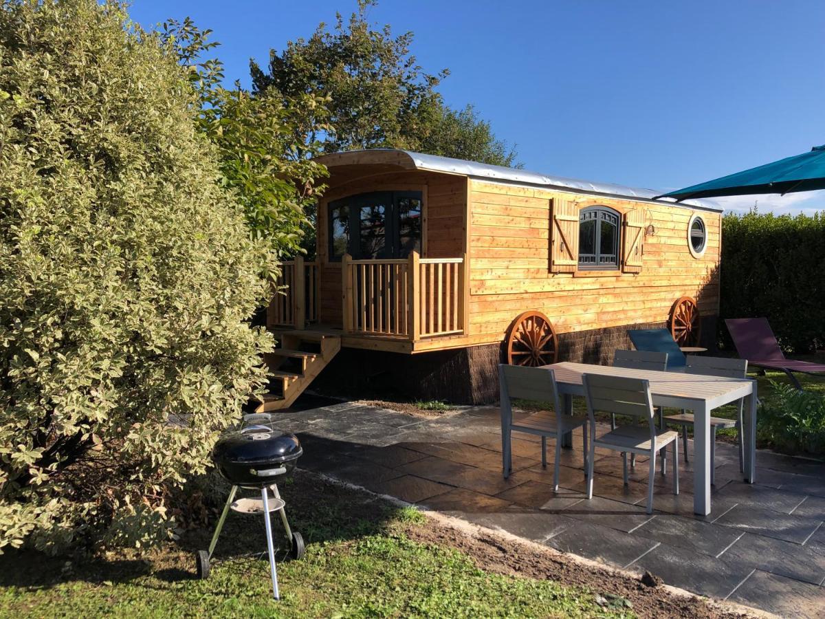 Roulotte Gites O Bien-Etre Massage Spa Sejour Bien-Etre En Hebergement Insolite Roulotte Karantez Ou En Gites Melon Ou Yock A 800 M Des Plages Maison D'Hote Drogou Порсподе Екстериор снимка