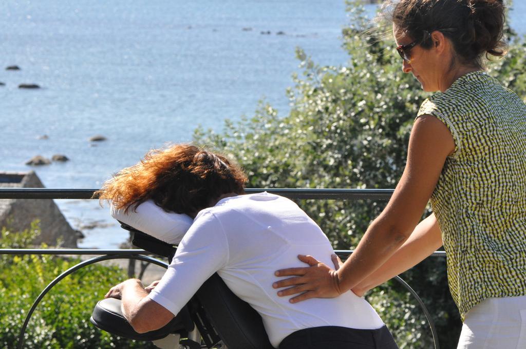 Roulotte Gites O Bien-Etre Massage Spa Sejour Bien-Etre En Hebergement Insolite Roulotte Karantez Ou En Gites Melon Ou Yock A 800 M Des Plages Maison D'Hote Drogou Порсподе Екстериор снимка